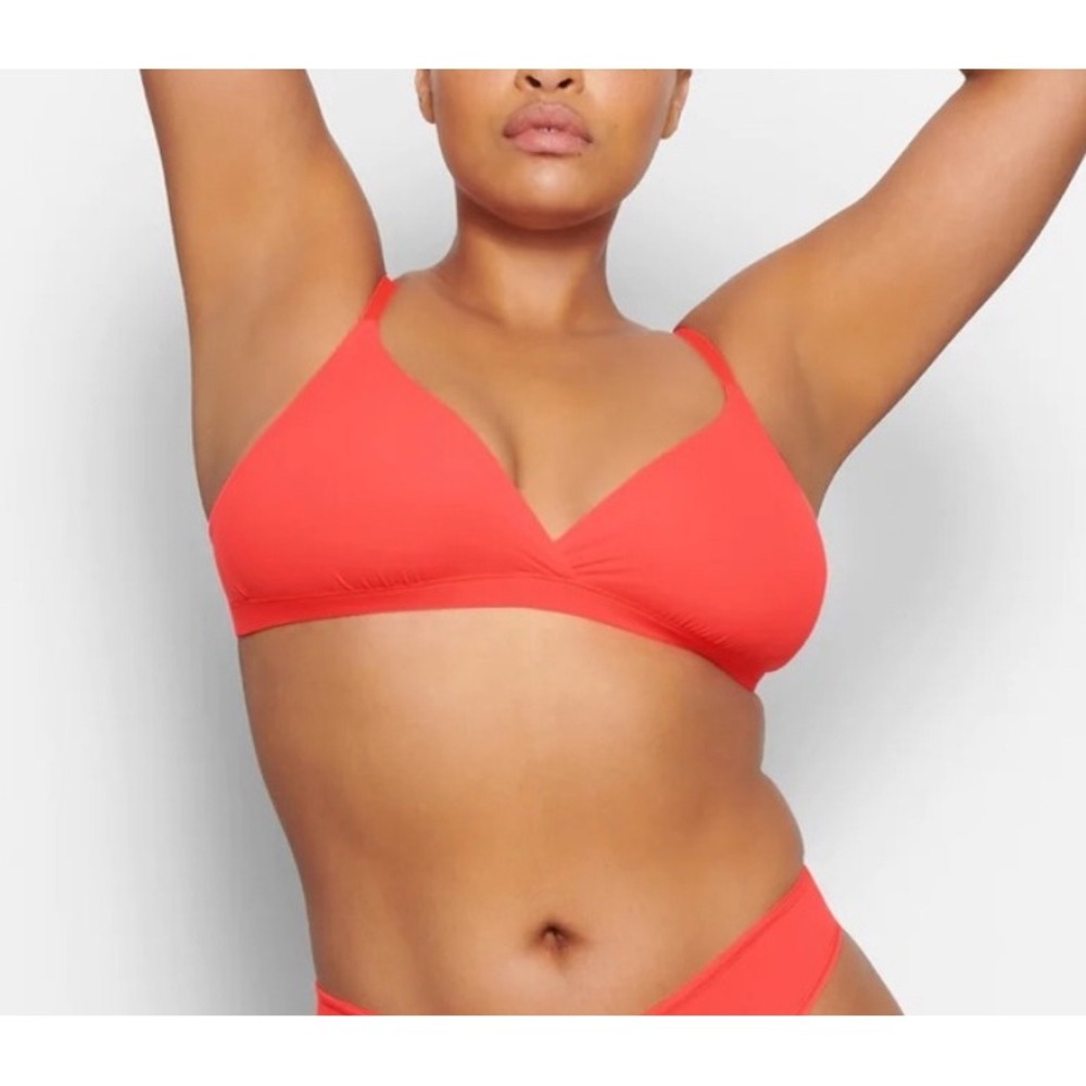 SKIMS Vibrant Red Bra